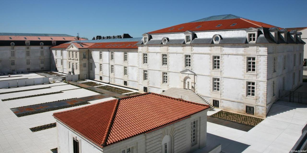 Residence De L'Arsenal Royal - Meubles De Tourisme Rochefort  Exteriör bild